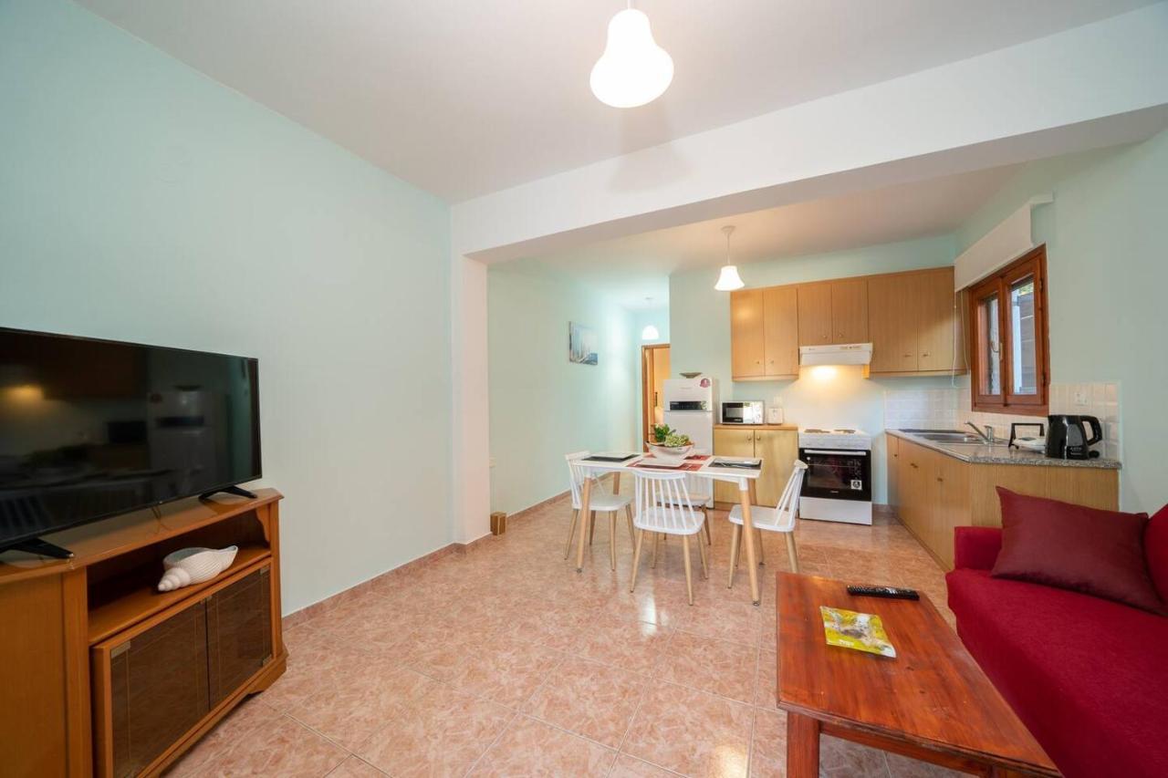 Afroditi Holiday Home - Blue Apartment สโวโรนาตา ภายนอก รูปภาพ